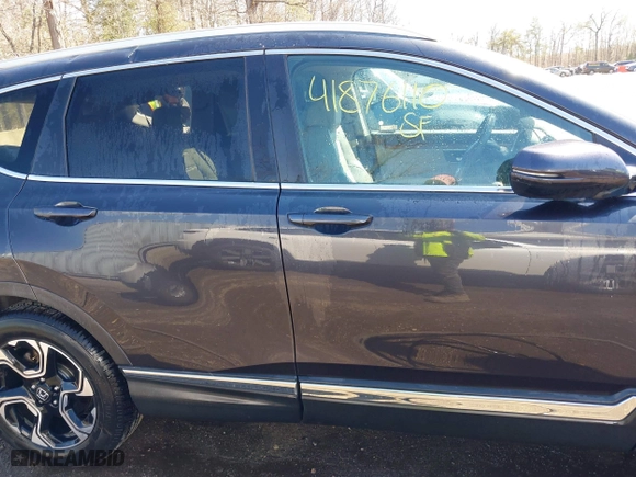 2019 Honda CR-V Touring with VIN 2HKRW1H96KH505447, listed as a IAAI auction lot 41876110 with 56,104 mi miles. Bid and sale history available at carsss.com. Image 13.