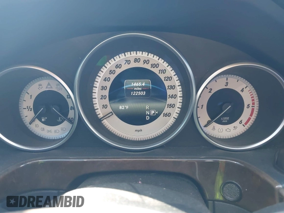 2014 Mercedes-Benz E-Class E 250 BlueTEC Luxury with VIN WDDHF0EB9EA912094, listed as a IAAI auction lot 41329405 with 122,503 mi miles. Bid and sale history available at carsss.com. Image 7.
