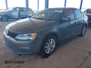 2011 Volkswagen Jetta SE z VIN 3VWDZ7AJ8BM328500, wystawiony jako Copart lot #54952465 z przebiegiem 114 055 mil mil oraz Szkoda całkowita • Salvage title. Historia ofert i sprzedaży dostępna na DreamBid. Obrazek 1.