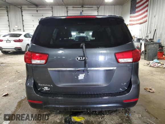 2015 Kia Sedona LX with VIN KNDMB5C16F6058875, listed as a Copart auction lot 52739125 with 117,207 mi miles and Clean Title. Bid and sale history available at DreamBid. Image 6.