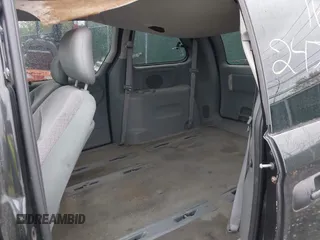 2006 Dodge Caravan SE z VIN 1D4GP25R26B728299, wystawiony jako IAAI lot #42235917 z przebiegiem Nie podano mil oraz . Historia ofert i sprzedaży dostępna na DreamBid. Obrazek 8.