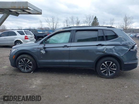 2024 Volkswagen Tiguan S with VIN 3VVFB7AX5RM188177, listed as a IAAI auction lot 41865699 with 7,823 mi miles and . Bid and sale history available at DreamBid. Image 13.