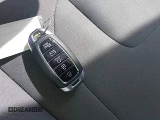 2023 Hyundai Elantra SEL z VIN 5NPLM4AG8PH090614, wystawiony jako IAAI lot #42611835 z przebiegiem 37 644 mil mil oraz . Historia ofert i sprzedaży dostępna na DreamBid. Obrazek 11.