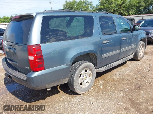 2009 Chevrolet Suburban LS with VIN 1GNFC16079R291885, listed as a IAAI auction lot 42352913 with 191,994 mi miles and . Bid and sale history available at DreamBid. Image 4.