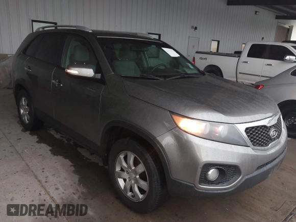 2011 Kia Sorento LX with VIN 5XYKT3A10BG004233, listed as a IAAI auction lot 42477034 with 239,555 mi miles and . Bid and sale history available at DreamBid. Image 1.