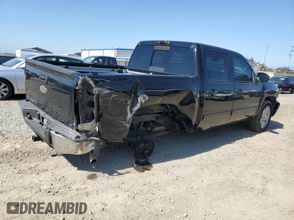 2008 Chevrolet Silverado 1500 1LT with VIN 2GCEC13J281190326, listed as a Copart auction lot 46140375 with 231,884 mi miles and Salvage Title. Bid and sale history available at DreamBid. Image 3.