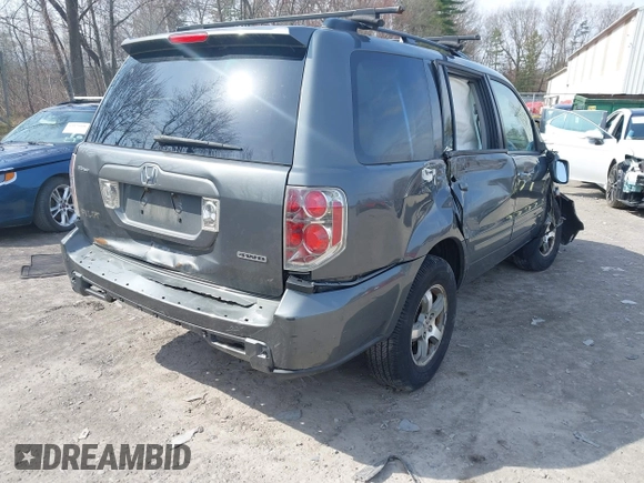 2008 Honda Pilot EX-L with VIN 5FNYF18528B053304, listed as a IAAI auction lot 42083113 with 131,867 mi miles. Bid and sale history available at carsss.com. Image 4.