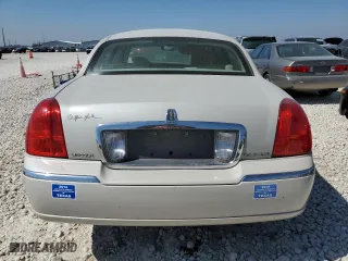 2007 Lincoln Town Car Signature Limited with VIN 1LNHM82V97Y613627, listed as a Copart auction lot 48989505 with 113,786 mi miles and Salvage Title. Bid and sale history available at carsss.com. Image 6.