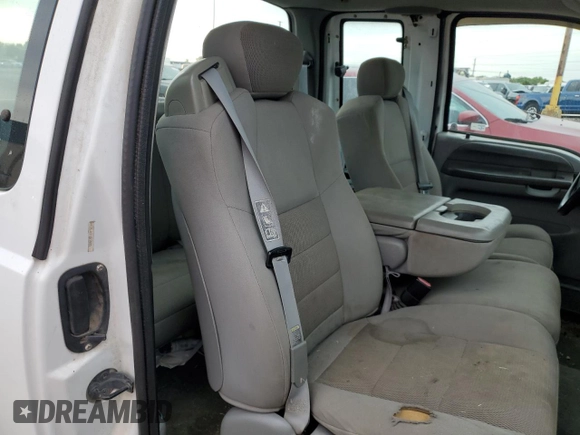 2004 Ford F-250 XL с VIN 1FTNX21P84EB79146, выставлен на аукционе Copart как лот 57551695 с пробегом Не указан миль и Списание • Salvage title. История ставок и продаж доступна на DreamBid. Изображение 10.