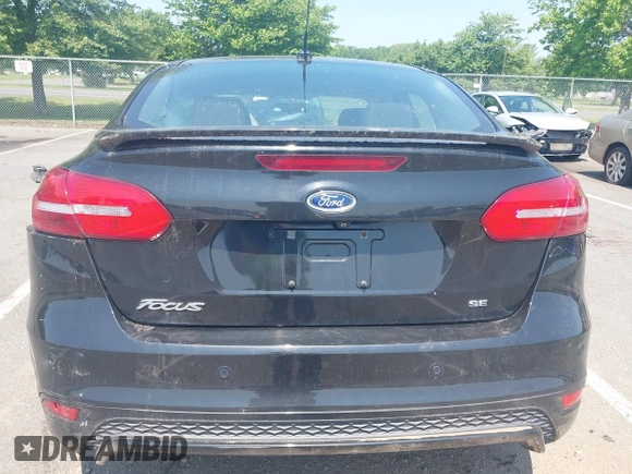 2015 Ford Focus SE с VIN 1FADP3F25FL332956, выставлен на аукционе IAAI как лот 42452810 с пробегом 131 983 миль миль и . История ставок и продаж доступна на DreamBid. Изображение 17.