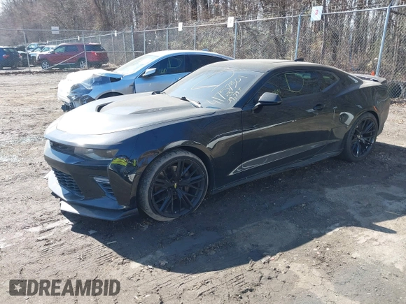2018 Chevrolet Camaro 2SS z VIN 1G1FG1R77J0170121, wystawiony jako IAAI lot #41757301 z przebiegiem 39 795 mil mil oraz . Historia ofert i sprzedaży dostępna na DreamBid. Obrazek 2.