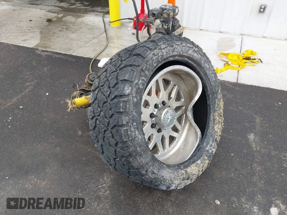 2019 Ram 2500 Laramie z VIN 3C6UR5FL7KG657180, wystawiony jako IAAI lot #41714476 z przebiegiem 97 334 mil mil oraz . Historia ofert i sprzedaży dostępna na DreamBid. Obrazek 20.