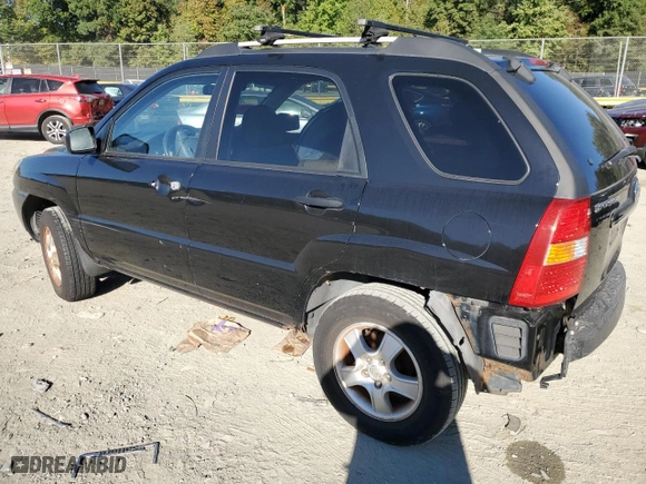 2008 Kia Sportage LX with VIN KNDJF724387517307, listed as a Copart auction lot 43701645 with 195,728 mi miles and Non Repairable. Bid and sale history available at carsss.com. Image 2.