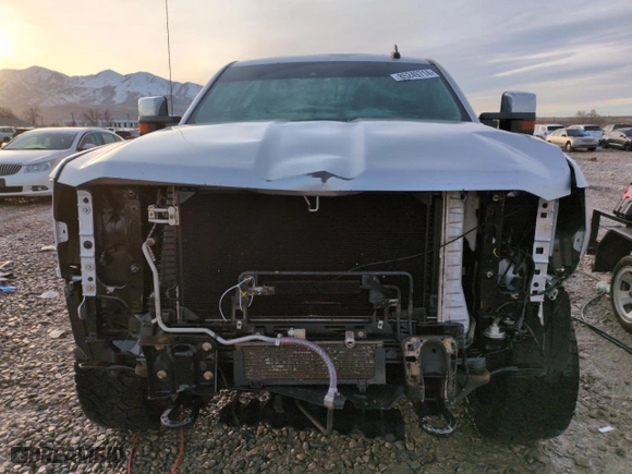 2015 Chevrolet Silverado 3500HD LTZ with VIN 1GC4K0E82FF634054, listed as a Copart auction lot 85249714 with 121,703 mi miles and Salvage Title. Bid and sale history available at carsss.com. Image 5.