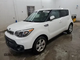 2019 Kia Soul z VIN KNDJN2A24K7920984, wystawiony jako Copart lot #57217525 z przebiegiem 292 803 mil mil oraz Czysty tytuł • Clean title. Historia ofert i sprzedaży dostępna na DreamBid. Obrazek 1.