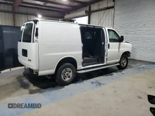 2024 GMC Savana Cargo Van with VIN 1GTW7AFP3R1189346, listed as a Copart auction lot 53143795 with 6,675 mi miles and Clean Title. Bid and sale history available at carsss.com. Image 3.