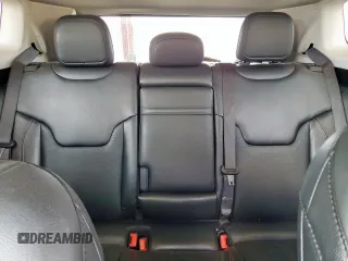 2020 Jeep Compass Limited с VIN 3C4NJDCB0LT123988, выставлен на аукционе Copart как лот 60930075 с пробегом 71 153 миль миль и Списание • Salvage title. История ставок и продаж доступна на DreamBid. Изображение 10.