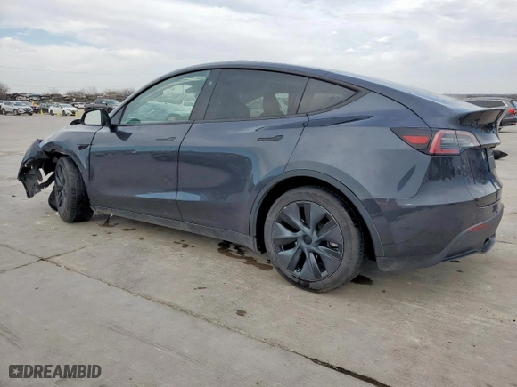 2024 Tesla Model Y Long Range with VIN 7SAYGDEE8RA304900, listed as a Copart auction lot 48895085 with 14,766 mi miles and Salvage Title. Bid and sale history available at carsss.com. Image 2.