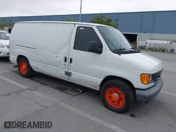 2006 Ford Econoline Cargo with VIN 1FTRE14W16HA85762, listed as a IAAI auction lot 42075835 with 88,491 mi miles. Bid and sale history available at carsss.com. Image 1.