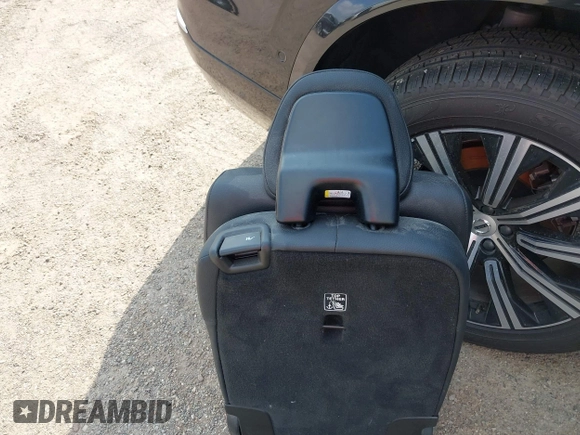 2024 Volvo XC90 Plus Bright Theme с VIN YV4062PE4R1221441, выставлен на аукционе IAAI как лот 42082396 с пробегом 19 290 миль миль и . История ставок и продаж доступна на DreamBid. Изображение 16.