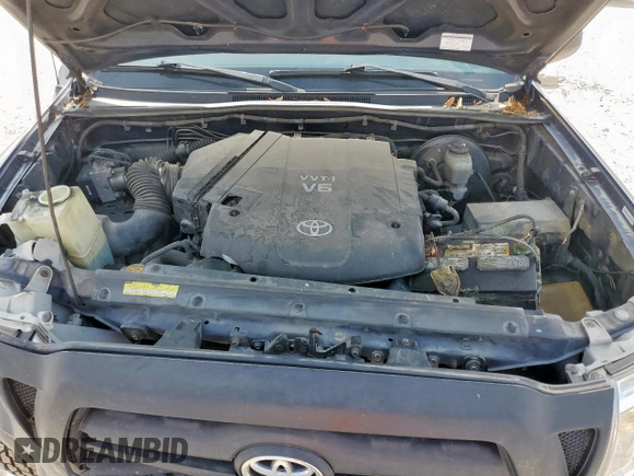 2006 Toyota Tacoma PreRunner z VIN 5TEJU62N56Z279734, wystawiony jako Copart lot #57631265 z przebiegiem 151 195 mil mil oraz Szkoda całkowita • Salvage title. Historia ofert i sprzedaży dostępna na DreamBid. Obrazek 11.