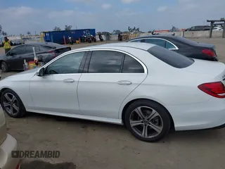 2020 Mercedes-Benz E 350 with VIN W1KZF8DB7LA818152, listed as a IAAI auction lot 41871865 with 89,101 mi miles and . Bid and sale history available at DreamBid. Image 15.