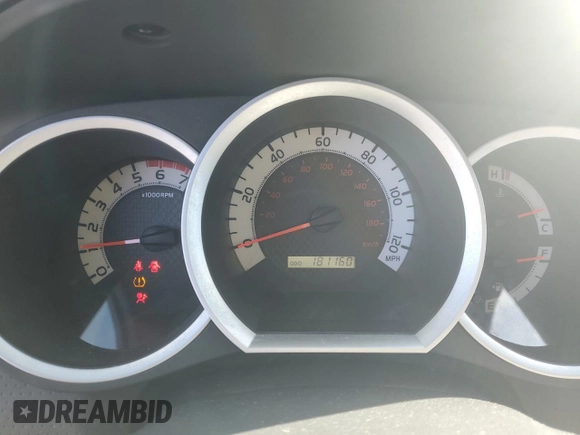 2013 Toyota Tacoma z VIN 3TMLU4EN2DM108944, wystawiony jako Copart lot #55143625 z przebiegiem 181 160 mil mil oraz Szkoda całkowita • Salvage title. Historia ofert i sprzedaży dostępna na DreamBid. Obrazek 9.