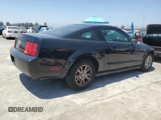 2008 Ford Mustang Deluxe with VIN 1ZVHT80N785126159, listed as a Copart auction lot 62945975 with 201,417 mi miles and Clean title. Bid and sale history available at DreamBid. Image 3.
