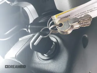 2017 Ford F-250 XL с VIN 1FTBF2A64HED39204, выставлен на аукционе IAAI как лот 42372160 с пробегом 83 748 миль миль и . История ставок и продаж доступна на DreamBid. Изображение 11.