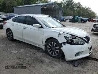 2016 Nissan Altima SV with VIN 1N4AL3AP0GC267131, listed as a Copart auction lot 53040465 with 122,308 mi miles and Salvage Title. Bid and sale history available at carsss.com. Image 4.