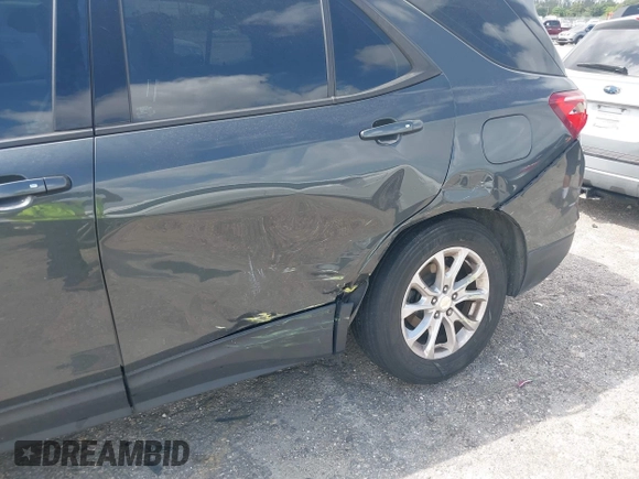 2019 Chevrolet Equinox LS with VIN 3GNAXHEV6KS653809, listed as a IAAI auction lot 41963115 with 127,724 mi miles. Bid and sale history available at carsss.com. Image 6.