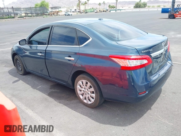 2015 Nissan Sentra SV z VIN 3N1AB7AP3FL664696, wystawiony jako IAAI lot #42413860 z przebiegiem 98 141 mil mil oraz . Historia ofert i sprzedaży dostępna na DreamBid. Obrazek 3.