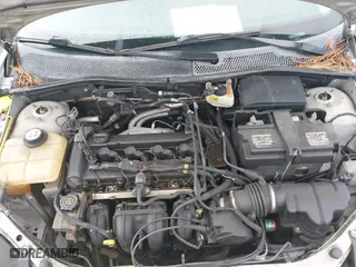 2007 Ford Focus S with VIN 1FAHP34N47W261179, listed as a IAAI auction lot 41931042 with 216,400 mi miles. Bid and sale history available at carsss.com. Image 10.