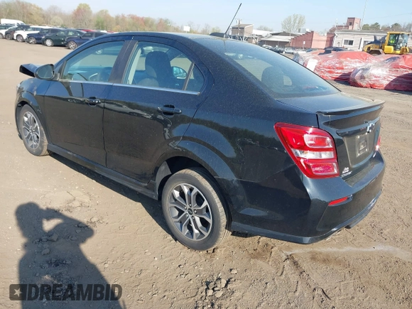 2020 Chevrolet Sonic LT z VIN 1G1JD5SB6L4140998, wystawiony jako IAAI lot #42085225 z przebiegiem 33 196 mil mil oraz . Historia ofert i sprzedaży dostępna na DreamBid. Obrazek 3.