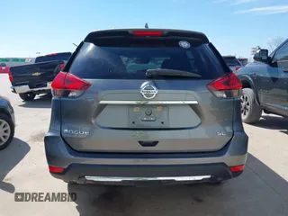 2017 Nissan Rogue SL z VIN 5N1AT2MT8HC749372, wystawiony jako IAAI lot #41622839 z przebiegiem 90 638 mil mil oraz . Historia ofert i sprzedaży dostępna na DreamBid. Obrazek 17.