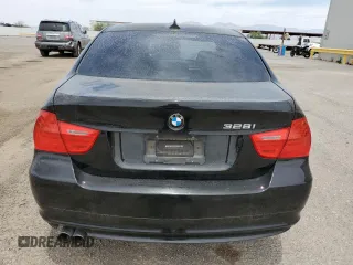 2009 BMW 3 Series 328i z VIN WBAPH57569NM34006, wystawiony jako Copart lot #56855315 z przebiegiem 146 045 mil mil oraz Czysty tytuł • Clean title. Historia ofert i sprzedaży dostępna na DreamBid. Obrazek 6.