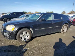 2007 Dodge Magnum with VIN 2D4FV47V27H615081, listed as a Copart auction lot 80396374 with 280,085 mi miles and Clean Title. Bid and sale history available at carsss.com. Image 1.