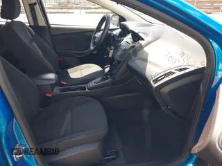 2016 Ford Focus SE with VIN 1FADP3F26GL389815, listed as a IAAI auction lot 42365547 with 117,382 mi miles and . Bid and sale history available at DreamBid. Image 5.