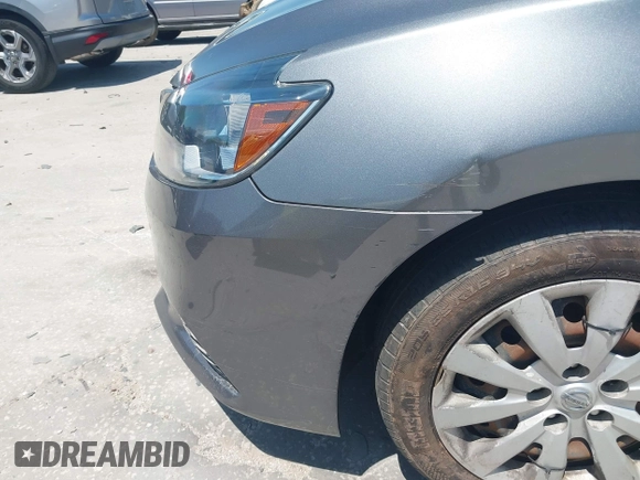 2018 Nissan Sentra S with VIN 3N1AB7AP1JY219661, listed as a IAAI auction lot 42001932 with 114,836 mi miles and . Bid and sale history available at DreamBid. Image 6.