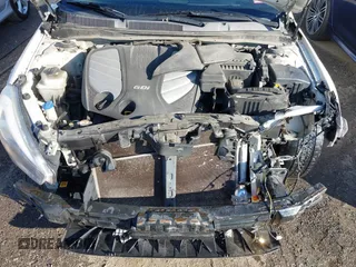 2016 Kia Cadenza Premium with VIN KNALN4D76G5216524, listed as a IAAI auction lot 41029900 with 176,083 mi miles. Bid and sale history available at carsss.com. Image 10.