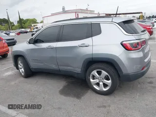 2018 Jeep Compass Altitude с VIN 3C4NJCBB6JT488992, выставлен на аукционе IAAI как лот 42129963 с пробегом 37 710 миль миль и . История ставок и продаж доступна на DreamBid. Изображение 14.