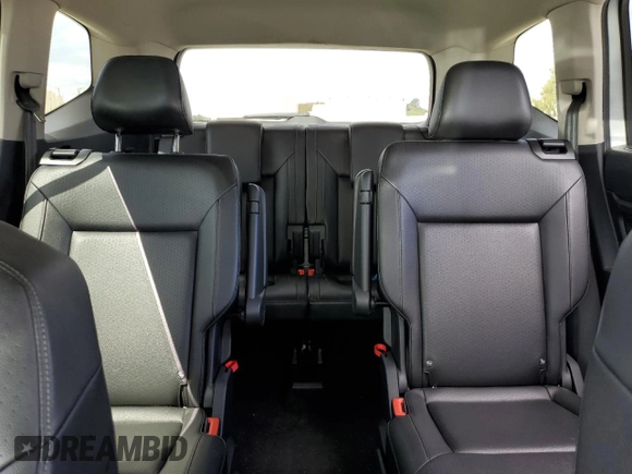 2018 Volkswagen Atlas SE z VIN 1V2LR2CAXJC560772, wystawiony jako Copart lot #53544725 z przebiegiem 70 282 mil mil oraz Szkoda całkowita • Salvage title. Historia ofert i sprzedaży dostępna na DreamBid. Obrazek 10.