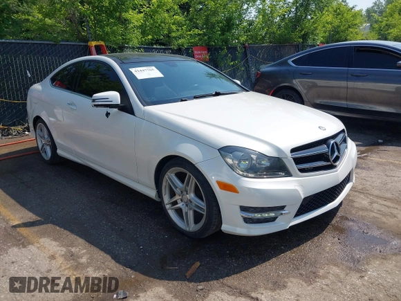 2014 Mercedes-Benz C 250 with VIN WDDGJ4HB9EG186697, listed as a IAAI auction lot 42447765 with 99,700 mi miles and . Bid and sale history available at DreamBid. Image 1.