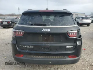 2022 Jeep Compass Latitude with VIN 3C4NJDBB6NT124048, listed as a Copart auction lot 48069535 with 32,784 mi miles and Salvage title. Bid and sale history available at DreamBid. Image 6.