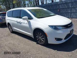 2017 Chrysler Pacifica Touring L with VIN 2C4RC1BG0HR821230, listed as a IAAI auction lot 42158120 with 98,354 mi miles and . Bid and sale history available at DreamBid. Image 1.