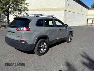2021 Jeep Cherokee Latitude Plus z VIN 1C4PJMLB5MD109942, wystawiony jako Copart lot #66739905 z przebiegiem 20 197 mil mil oraz Czysty tytuł • Clean title. Historia ofert i sprzedaży dostępna na DreamBid. Obrazek 4.