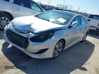 2012 Hyundai Sonata Hybrid z VIN KMHEC4A42CA054710, wystawiony jako IAAI lot #41871775 z przebiegiem Nie podano mil oraz . Historia ofert i sprzedaży dostępna na DreamBid. Obrazek 2.