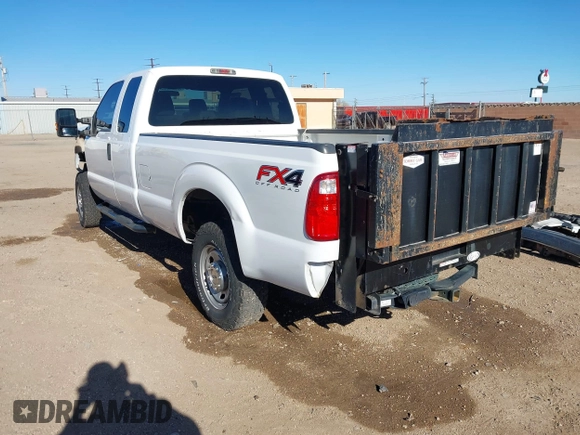 2016 Ford Super Duty F-250 SRW XLT with VIN 1FT7X2B69GEB31013, listed as a IAAI auction lot 41168398 with 157,138 mi miles. Bid and sale history available at carsss.com. Image 3.