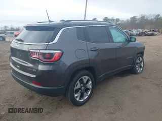 2020 Jeep Compass Limited with VIN 3C4NJDCB1LT138211, listed as a IAAI auction lot 41494220 with 54,322 mi miles. Bid and sale history available at carsss.com. Image 4.