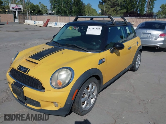 2008 MINI Hardtop S with VIN WMWMF73568TT90383, listed as a IAAI auction lot 42211410 with 98,055 mi miles and . Bid and sale history available at DreamBid. Image 6.